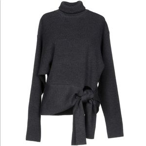 Turtleneck Sweater with kimono sleeve and tie